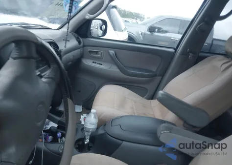 2002 Toyota Sequoia Sr5 z USA, uszkodzony, nr VIN 5TDBT44AX2S106224